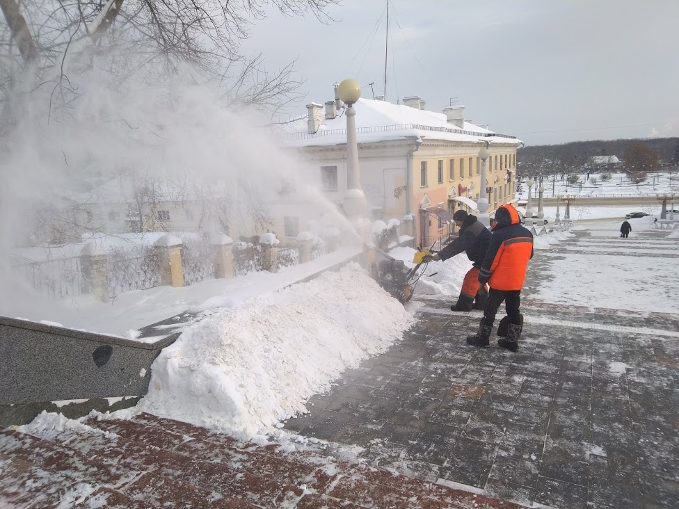 Более трех тысяч тонн снега вывезли с улиц Брянска