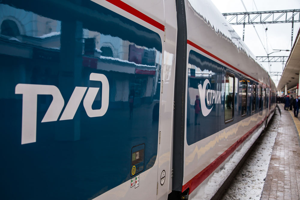 Для брянских пассажиров снизили цены на “Стрижи” и “Ласточки”