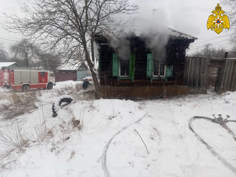 В Клинцах сгорел дом и погиб мужчина