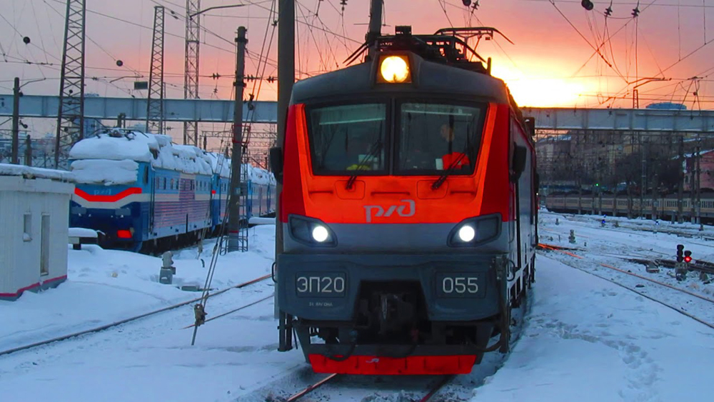 Брянск вошел в топ популярных направлений на новогодние праздники. Только на поезде