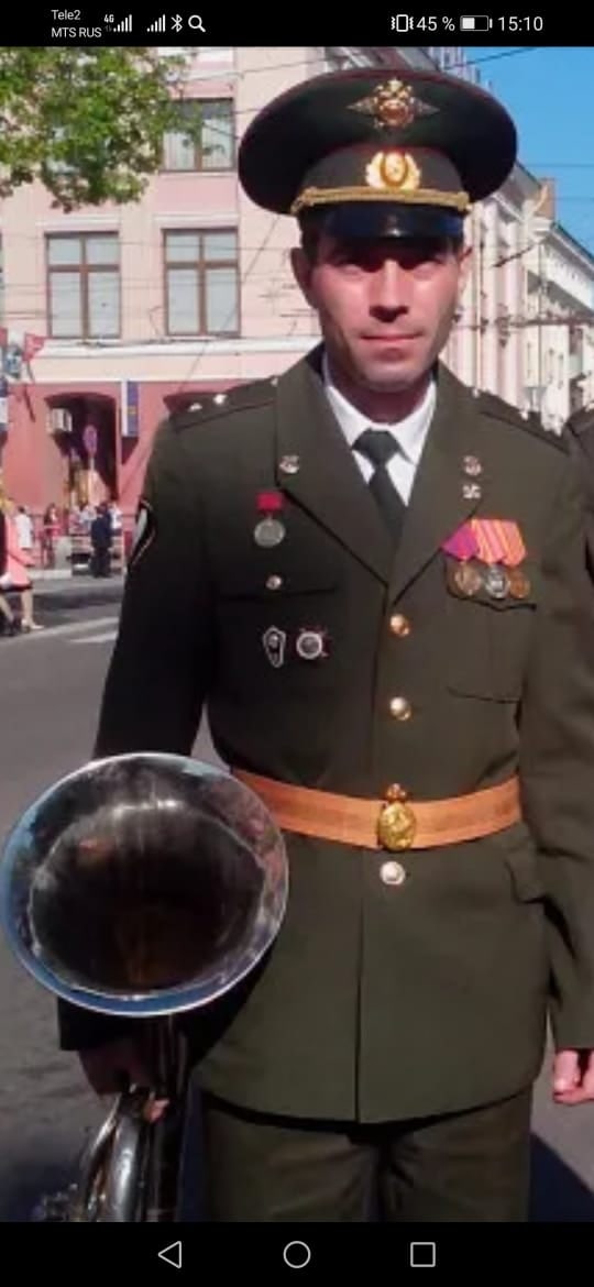 Музыкант брянского военного оркестра скончался после неизлечимой болезни