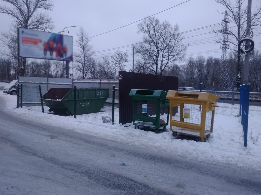 В Брянской области обновляют контейнеры для раздельного сбора отходов