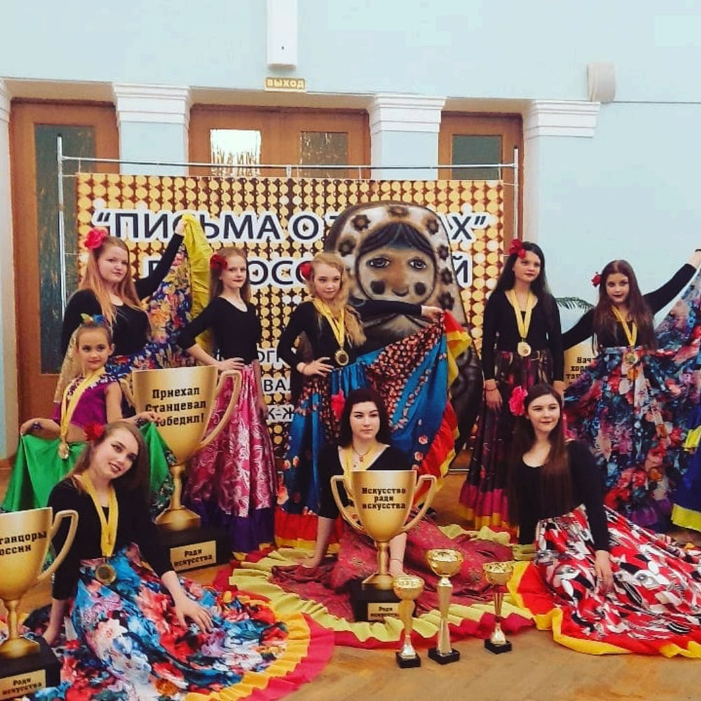 Восточные танцы брянского коллектива покорили Тулу