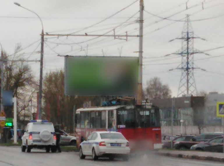 Переполох на проспекте Станке Димитрова в Брянске «устроил» бесхозный пакет