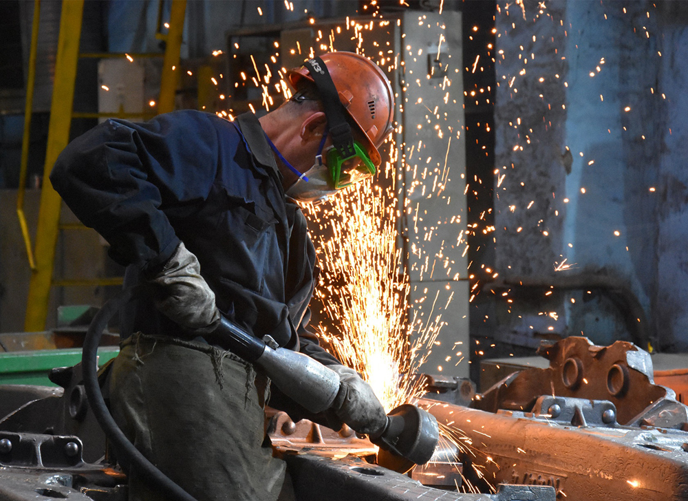 Флагманом металлургии в Брянской области называют «Бежицкую сталь»