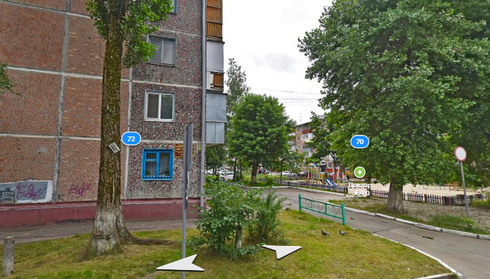 Московские журналисты увидели опасные детские площадки в Брянске