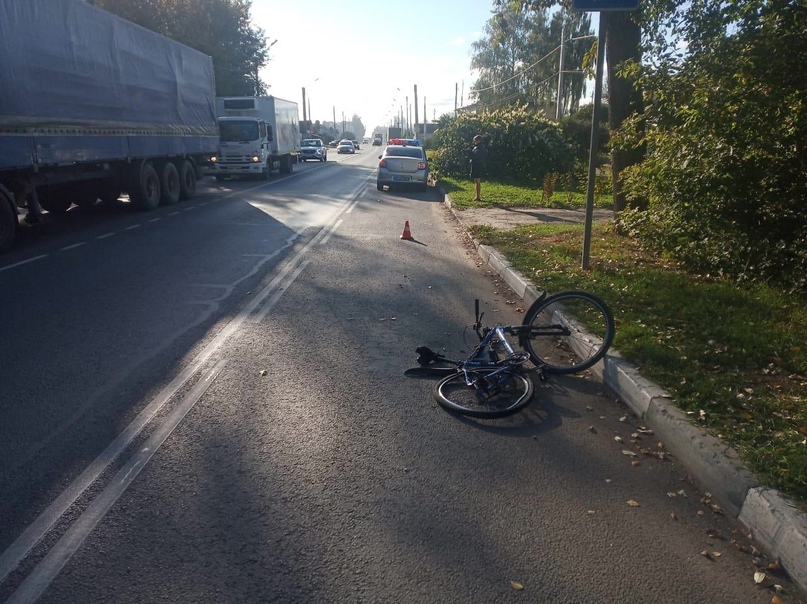 В Карачеве велосипедист попал под фуру
