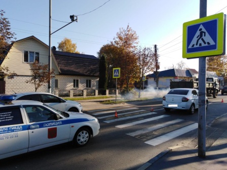 Сбитая на «зебре» в Брянске женщина умерла в реанимации