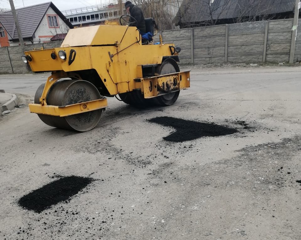 Жители Брянска отрицательно оценили состояние городских дорог
