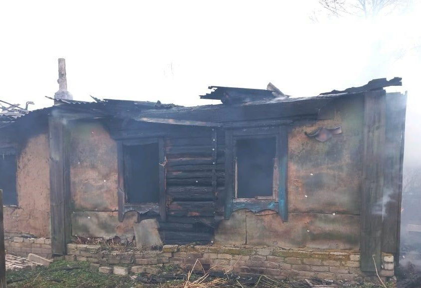 В селе Брасовского района при пожаре погиб 81-летний хозяин дома