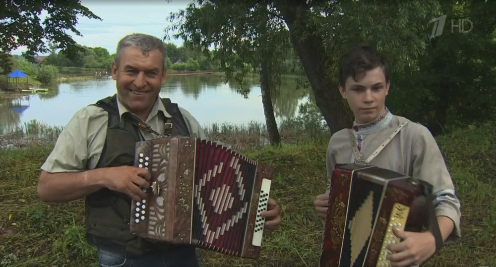На всю страну сыграли «Цыганочку» гармонисты из Новозыбковского района