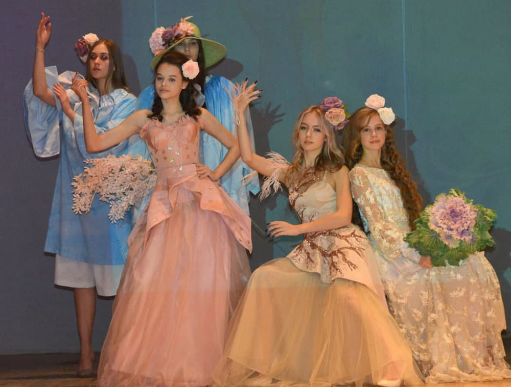 Коллекция «Фрида» детского театра моды из Брянска прошла в финал «Будущего России»