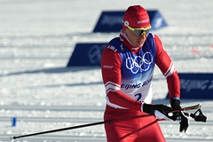 Первая золотая медаль Олимпийской сборной от Александра Большунова