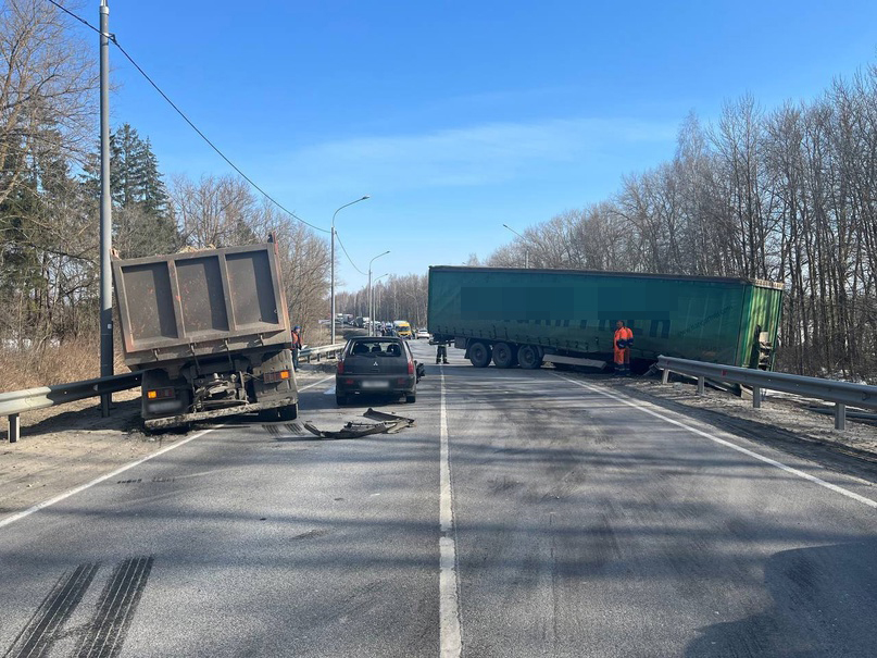 Водитель заснул и устроил дорожную аварию в Жуковском районе