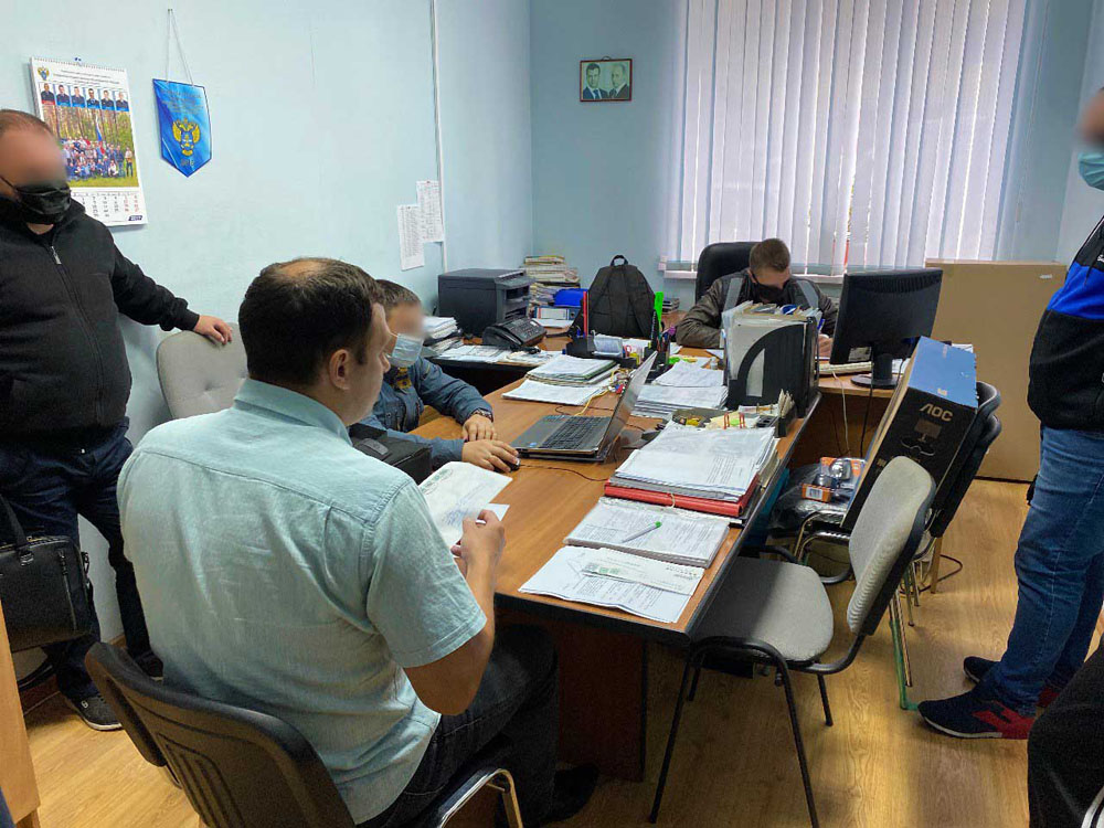 В Брянске осудили инспектора Ространснадзора за получение взятки