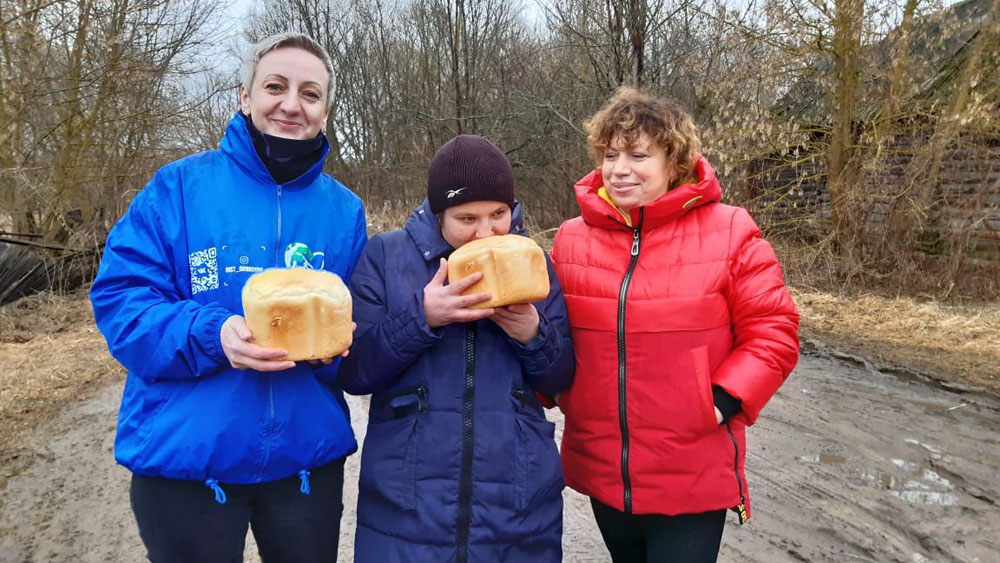 В Новозыбкове объединяются не только волонтеры, но и семьи, которым они приходят на помощь