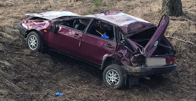 Водитель на ВАЗе перевернулся в кювет в Климовском районе