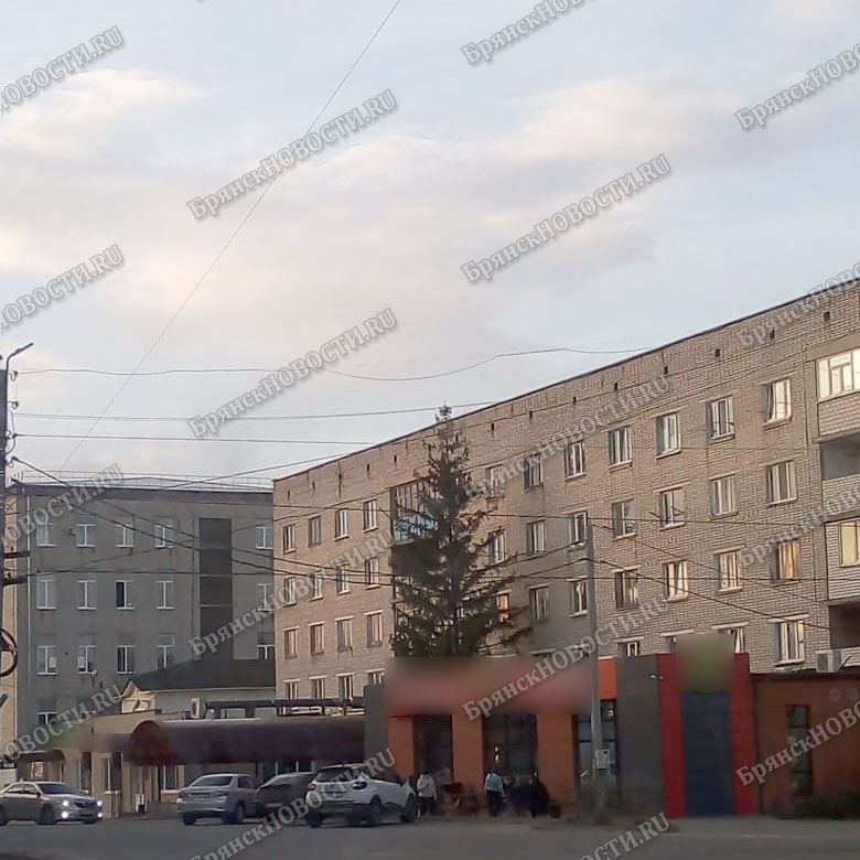 Сироте в Новозыбкове прокуратура отстояла в суде право на жилье