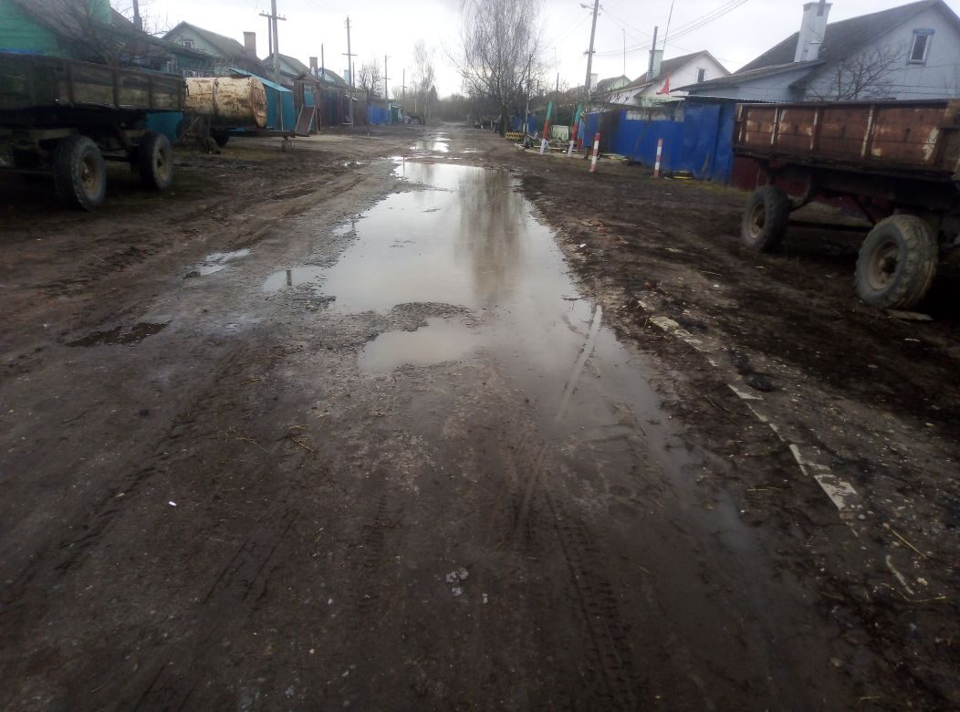 В село чернобыльских переселенцев под Почепом приехала прокуратура
