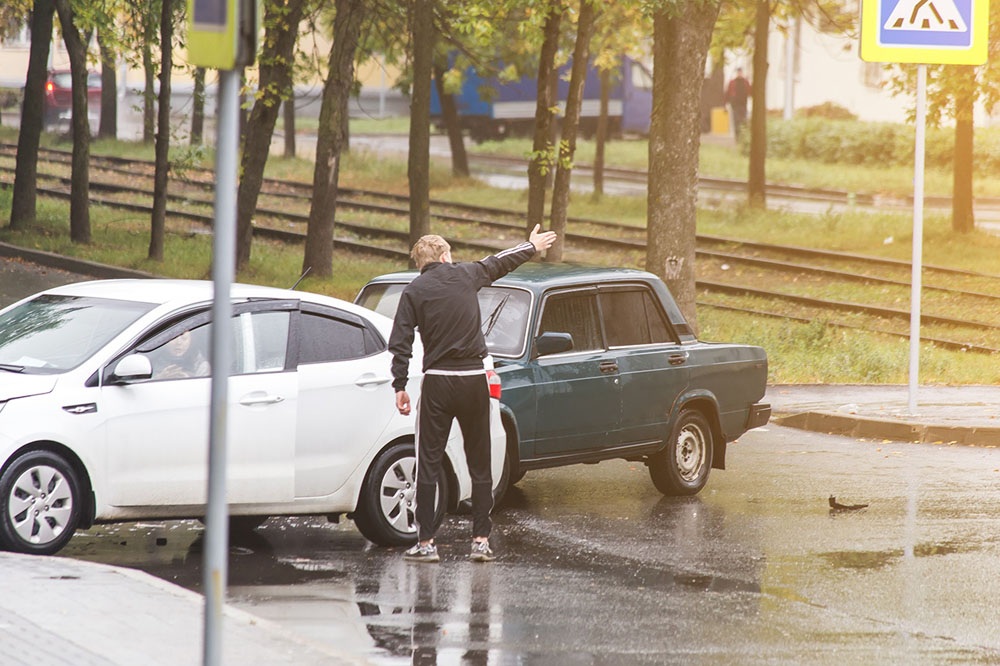 Водителей Брянской области предупредили о росте автоподстав на дорогах