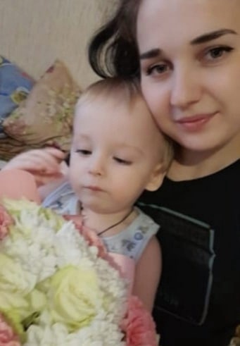 Женщина в тяжелом состоянии, ребенок уже бегает: Богомаз рассказал о состоянии раненых после обстрела поселка Климово