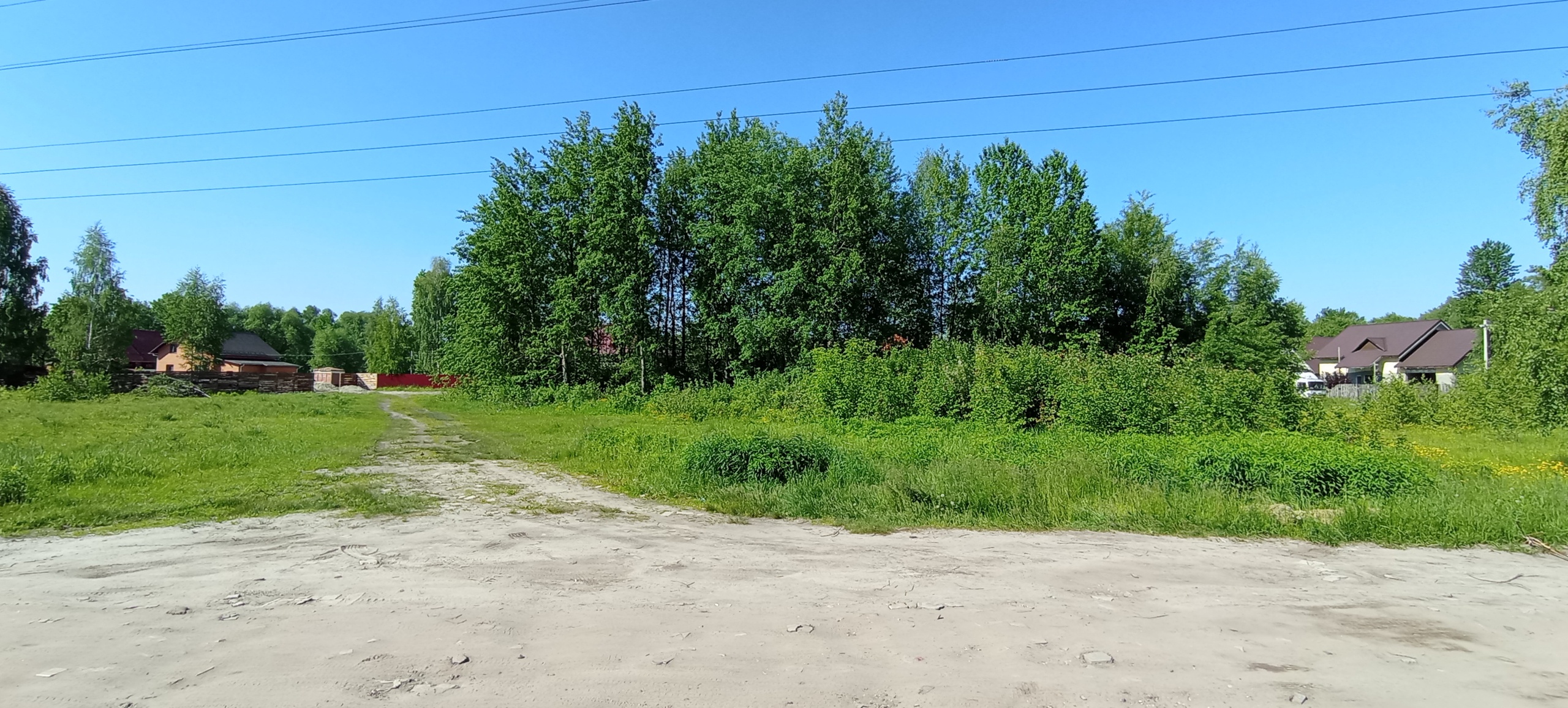 Жители Володарского района Брянска попросили вернуть им футбольное поле