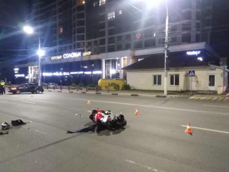Сбитый на Дуки в Брянске мотоциклист скончался в реанимации