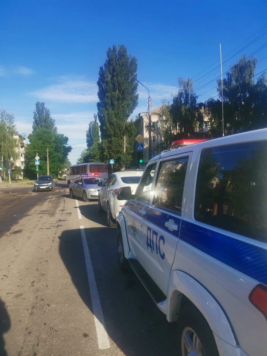 Утром пятницы водитель иномарки лишился автомобиля в Новозыбкове