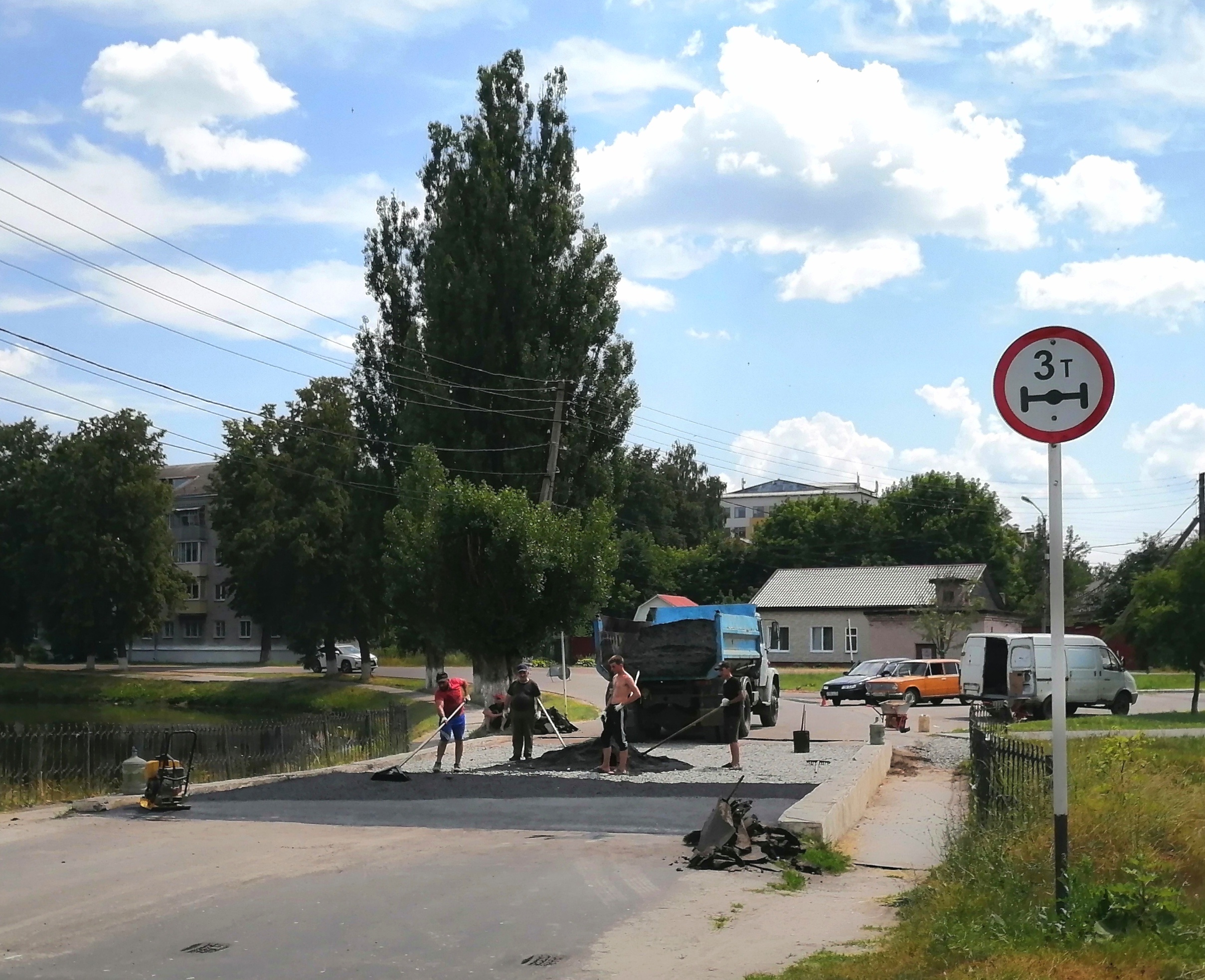 Мостик по Набережной в Новозыбкове частично отремонтировали