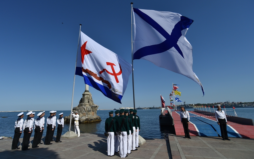 Чтят ли традиции Дня военно-морского флота брянские семьи