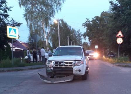 Пассажирка получила переломы в дорожной аварии в Брянске