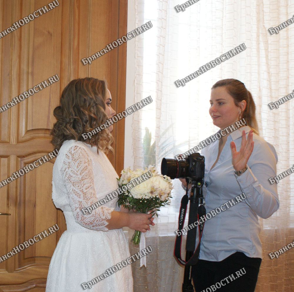 Августовские «свадебные» дни в ЗАГСе Новозыбкова уже расписаны