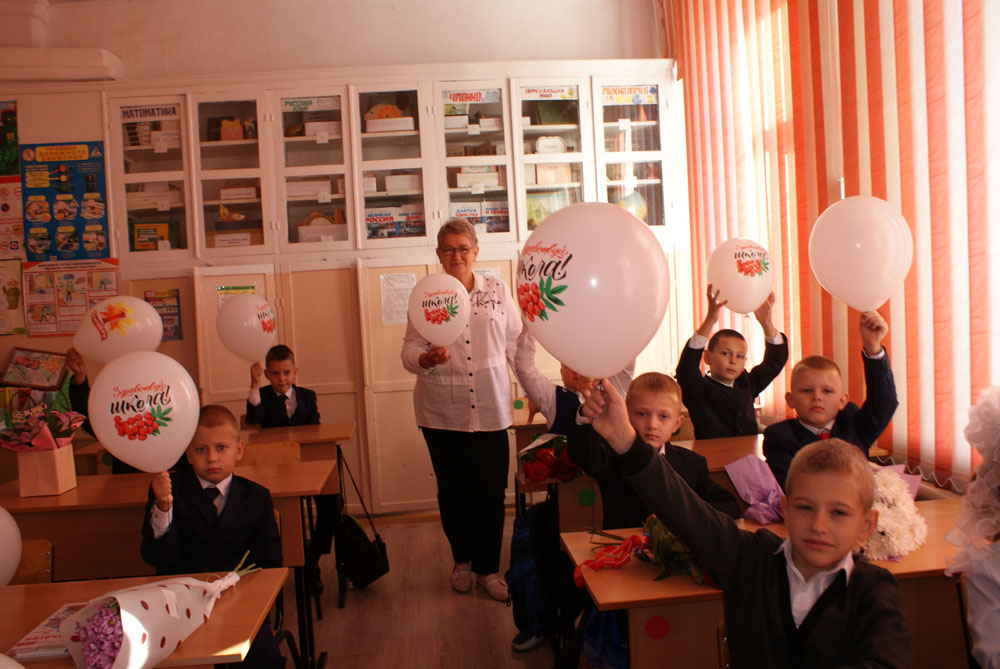 В шестой школе Новозыбкова принимают новичков