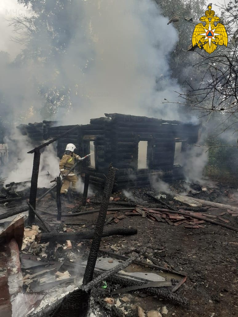 В Стародубском районе при пожаре погибла 44-летняя женщина