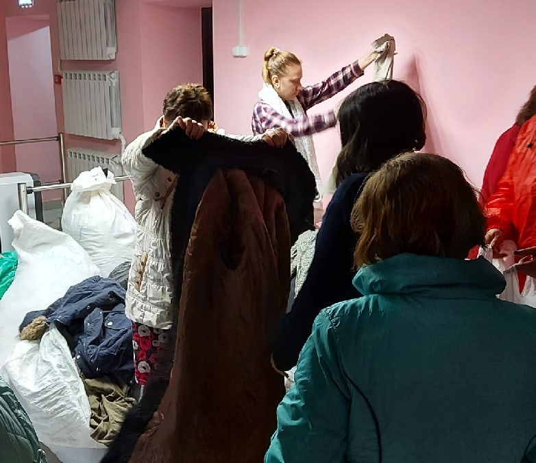 Вынужденные переселенцы Донбасса попросили помочь брянцев с теплой одеждой