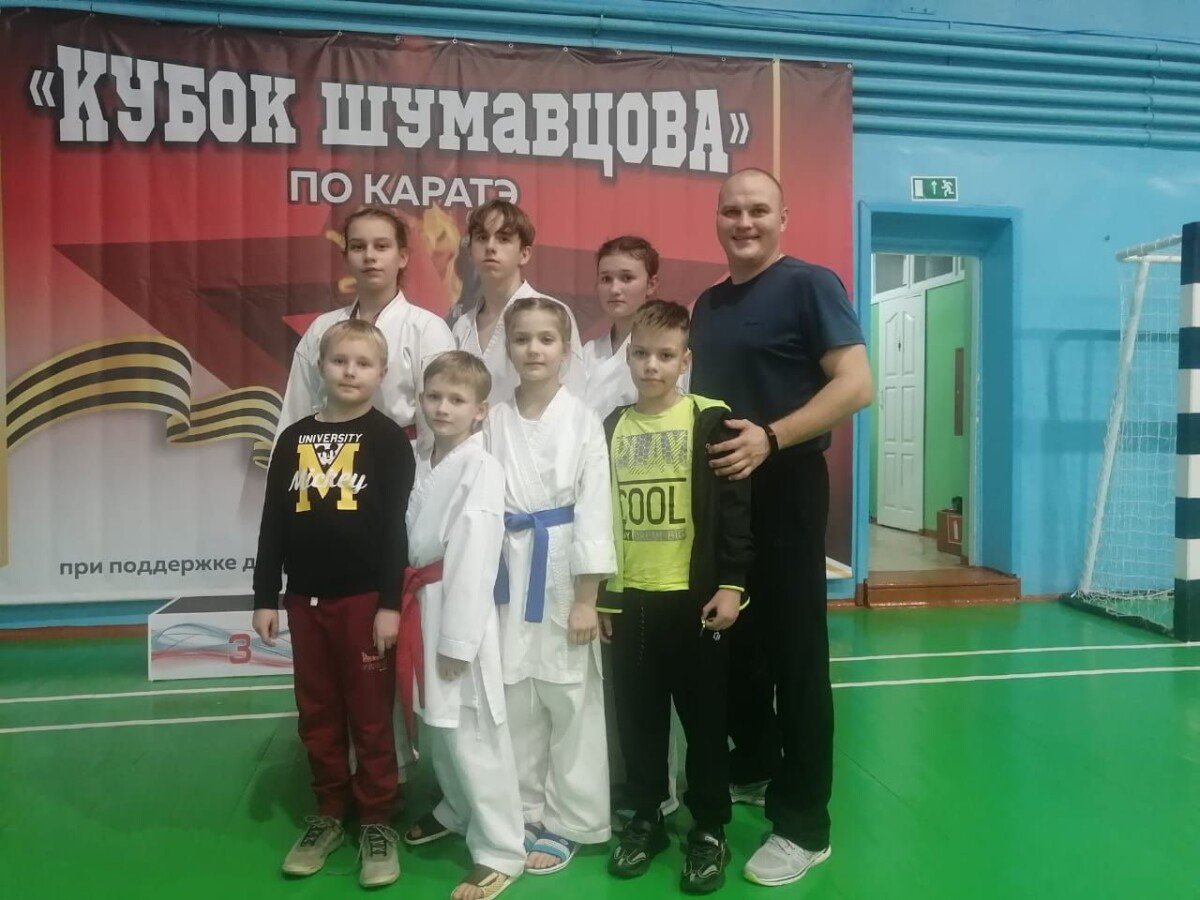 Каратисты из Новозыбкова завоевали шесть наград на турнире в Людиново Калужской области