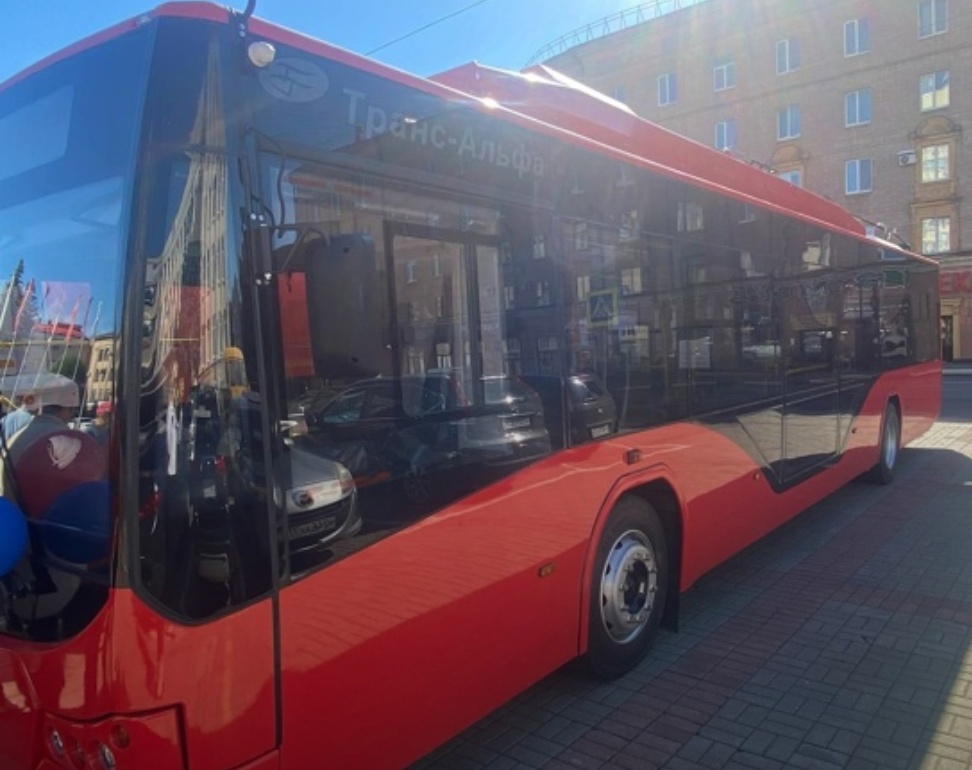 В Брянск сегодня прибыл шестой новый троллейбус из обещанных 36