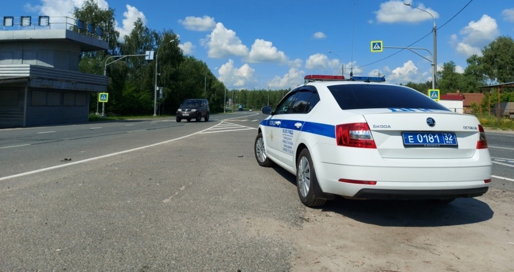 Четверо автомобилистов из Новозыбкова могут лишиться автомобилей из-за неоплаченных штрафов ГИБДД