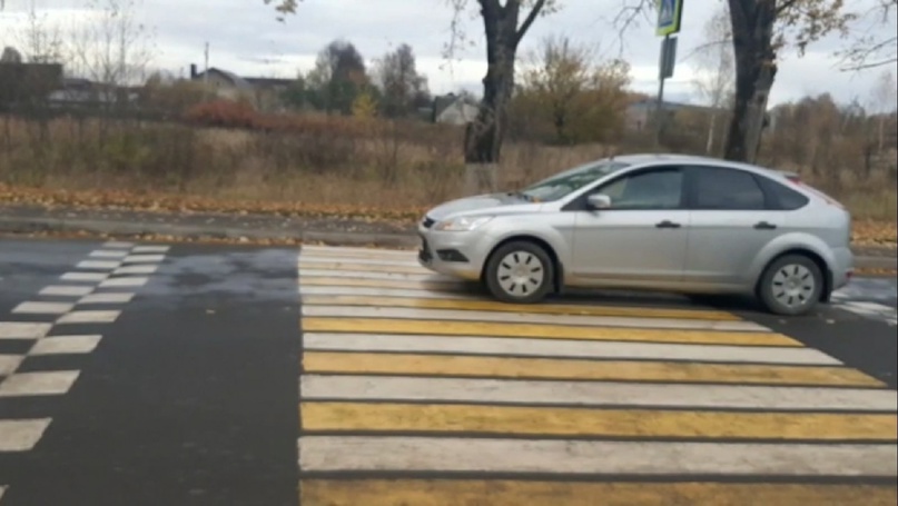 В Дятьково на переходе сбита девочка