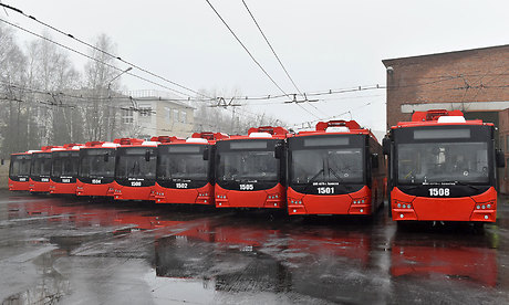 В троллейбусном депо Брянска для решения проблемы с кадрами зарплату подняли сразу на 10 тысяч рублей