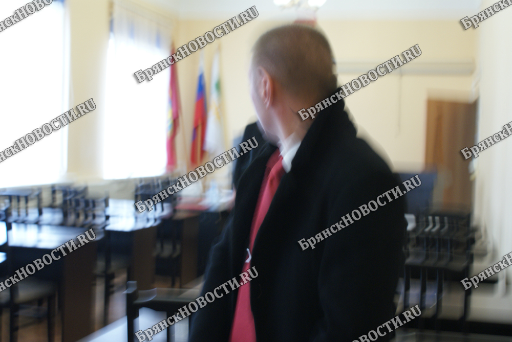 Виктор Шевелев попрощался с депутатским мандатом в горсовете Новозыбкова и пошел на повышение