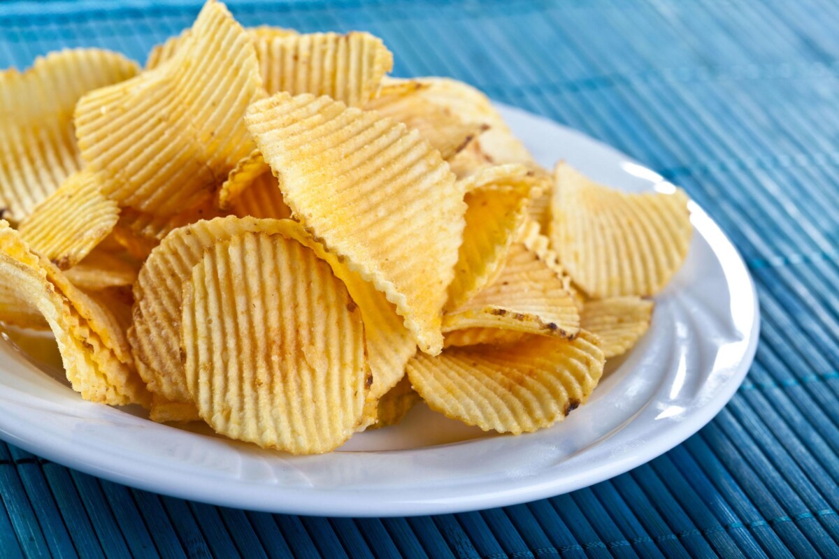 Любители чипсов Pringles будут привыкать к азиатским брендам