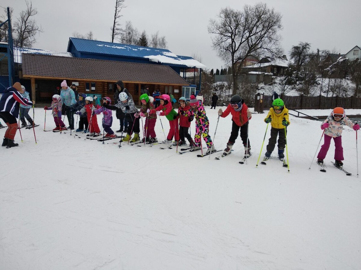 В Брянске к новогодним каникулам подготовят 68 ледовых площадок и 39 лыжных трасс