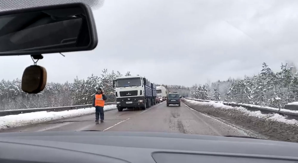 Водители сообщают о пробках на объездной дороге Брянска
