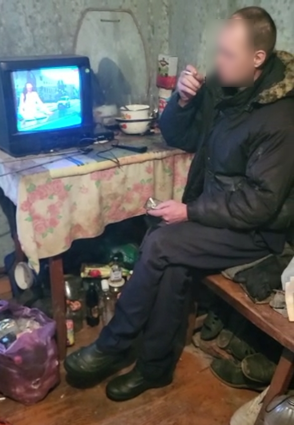 В Почепском районе полицейские накрыли наркопритон