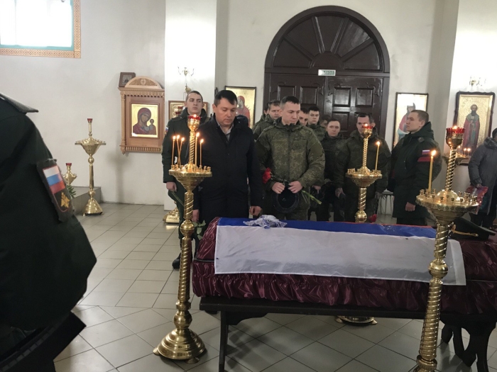 В Унече простились с погибшим при исполнении воинского долга офицером Юрием Зайцевым