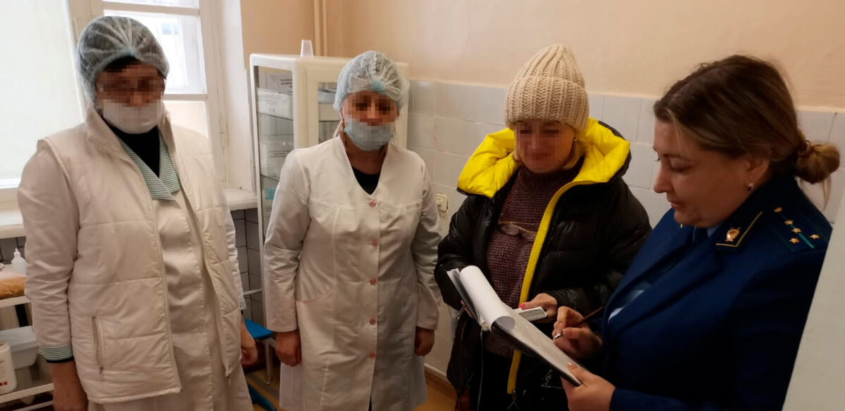 В одном ФАПе Клинцовского района не нашли необходимого оборудования, а в другом – врача