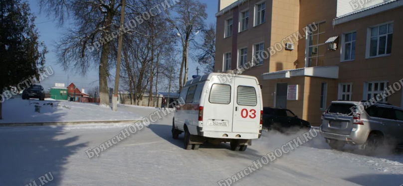 С «криминальными» травмами в больницу Новозыбкова попали горожанка и житель Климово