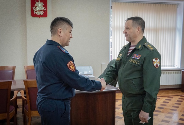Генерал-майор из Брянска награжден медалью за доблесть