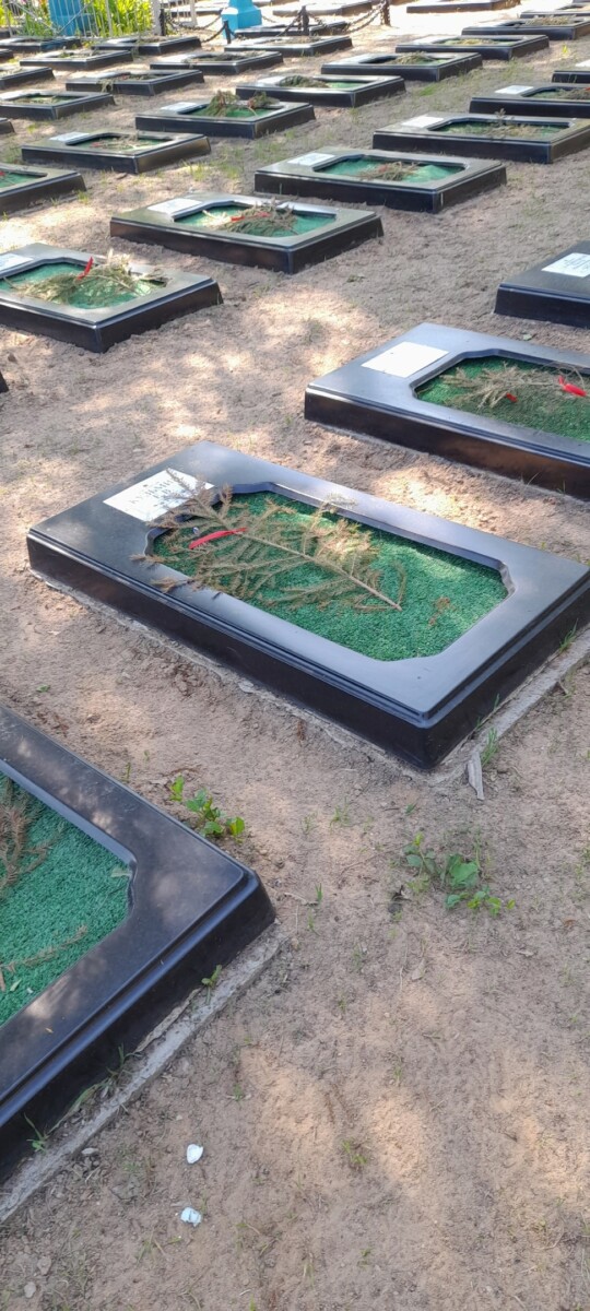 Воинский мемориал в Новозыбкове довели до ума «Патриоты» и студенты